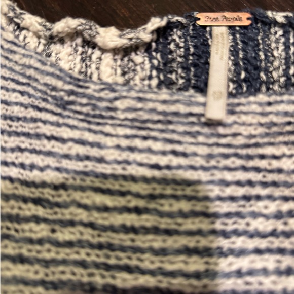 Free People oversized KnitSweater - Navy and Cream - Picture 2 of 5